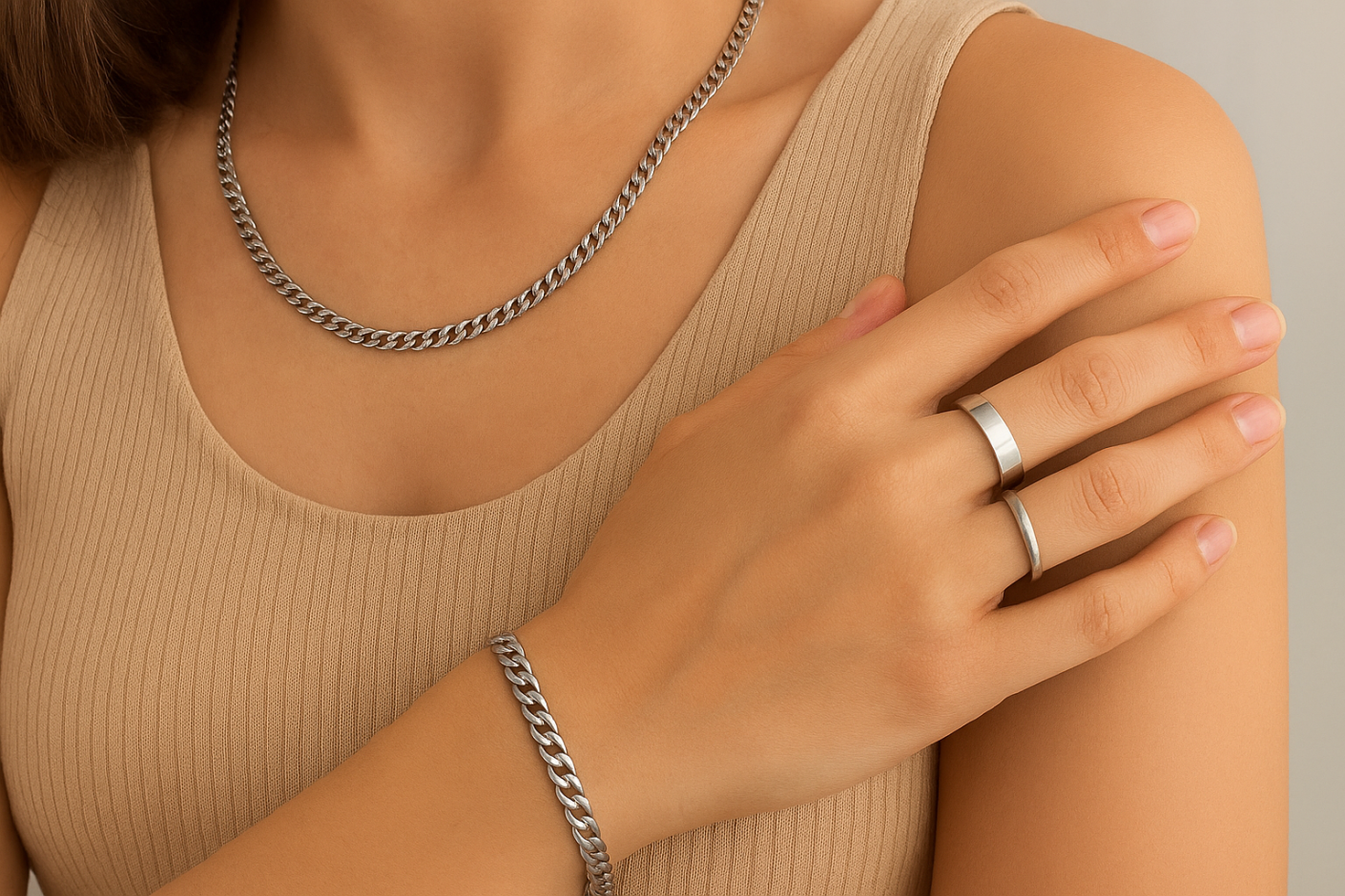Joyería en acero inoxidable: ventajas y cuidados